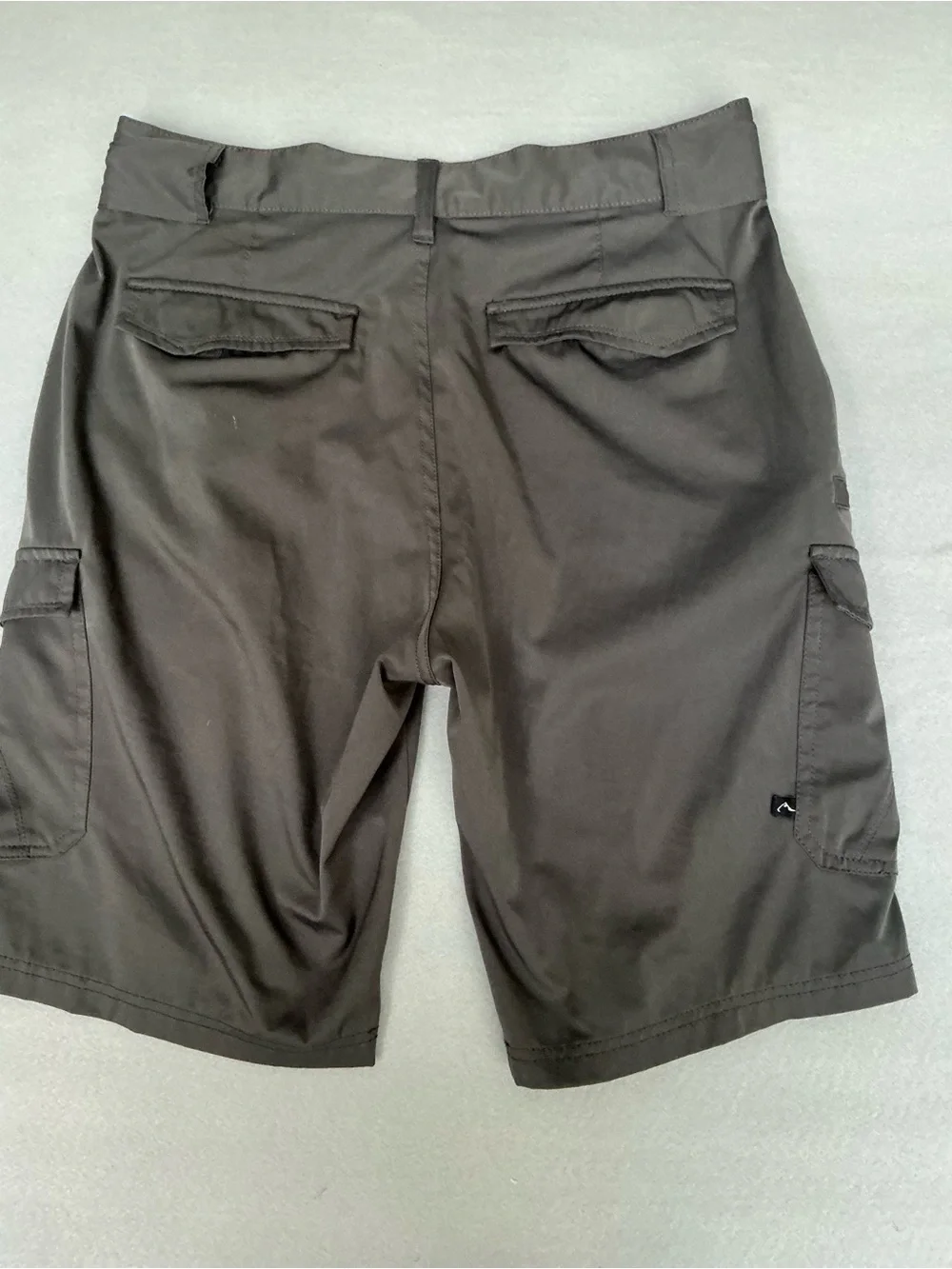Denali Mens Gray Stretch Cargo Shorts 32 Flex Waist Performance Hiking Outdoor